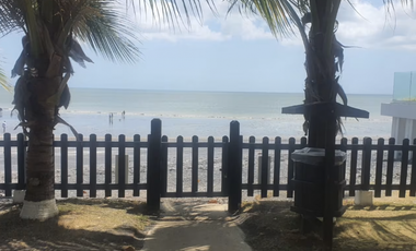 ALQUILER DE CASA CERCA DE PLAYA EN CORONADO DE 2 NIVELES LINEA BLANCA