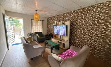 VENTA DE CASA.EN DAVID MAS APARTAMENTO NUEVO  CERCADO
