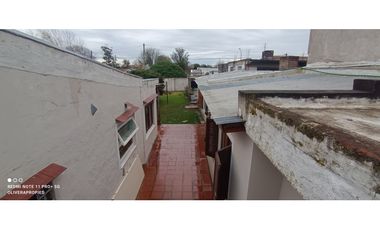 ALQUILER 24 M CASA 4 AMB QUINCHO O DEPTO  Y PARQUE