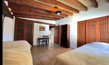 RENTA DE CASA EN AVNDARO, VALLE DE BRAVO