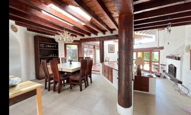 RENTA DE CASA EN AVNDARO, VALLE DE BRAVO