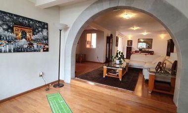 Casa en Condominio en Lomas de las Águilas, Álvaro Obregón, esq Super via y cerca de Santa Fe