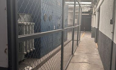 Bodega Industrial en Venta o Renta en la Anahuac