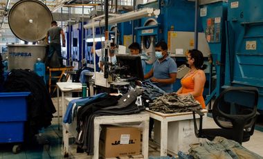 FABRICA EN VENTA EN TEHUACÁN PUEBLA,CON TERRENO DE 5 HECTAREAS Y CONSTRUCCIÓN DE 12,500 M2!!!