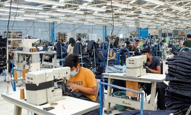 FABRICA EN VENTA EN TEHUACÁN PUEBLA,CON TERRENO DE 5 HECTAREAS Y CONSTRUCCIÓN DE 12,500 M2!!!