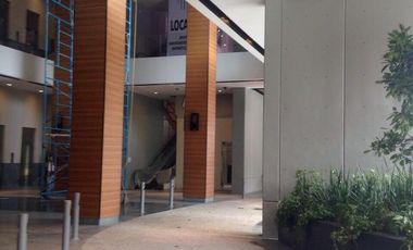 Oficina Comercial en Infinity Center en VENTA o RENTA en Paseo de la Reforma