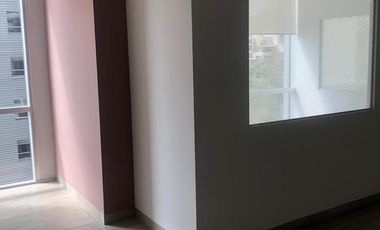 Oficina Comercial en Infinity Center en VENTA o RENTA en Paseo de la Reforma