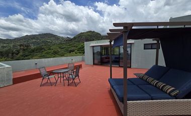 Casa en venta en Santo Domingo Ocotitlán, Tepoztlán, Morelos