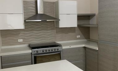 CASA EN RENTA EN ENCINOS DEL VERGEL