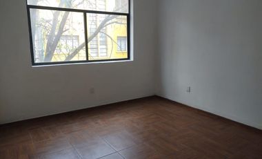 Casa en Renta con Uso de Suelo en la Juárez