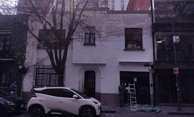 Casa en Renta con Uso de Suelo en la Juárez