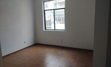 Casa en Renta con Uso de Suelo en la Juárez