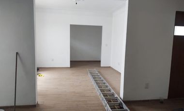 Casa en Renta con Uso de Suelo en la Juárez