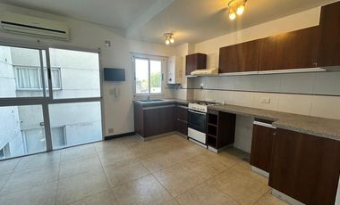 DEPARTAMENTO MONOAMBIENTE EN ALQUILER