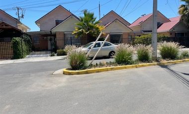 Casa en Arriendo en Avenida 21 Mayo 1155