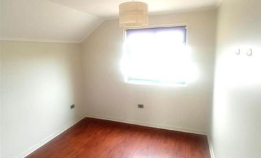 Casa en Arriendo en Avenida 21 Mayo 1155