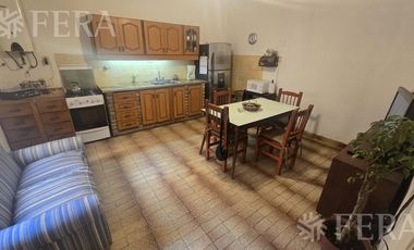 Venta PH de 4 ambientes con patio en Wilde