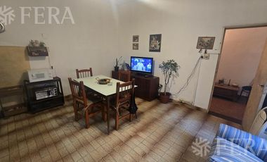 Venta PH de 4 ambientes con patio en Wilde