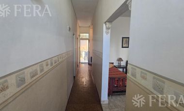 Venta PH de 4 ambientes con patio en Wilde