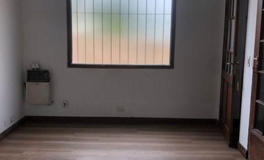 PH en Planta Alta - SOLO APTO PROFESIONAL - con galeria