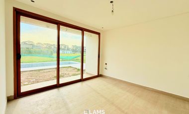 Casa 4 ambientes  en Venta - Barrio Arenas Chico