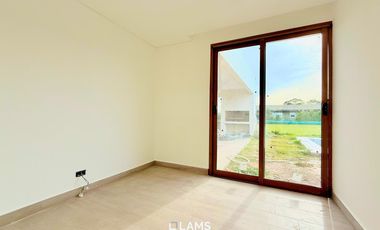 Casa 4 ambientes  en Venta - Barrio Arenas Chico