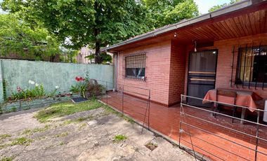 Casa Venta 4 amb - Lote propio c / cochera, patio y lavadero