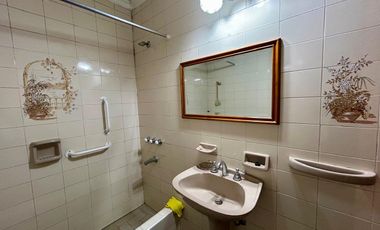 Casa Venta 4 amb - Lote propio c / cochera, patio y lavadero