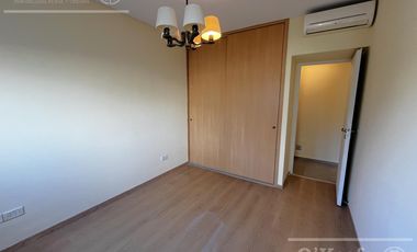 Departamento de 3 ambientes con cochera en venta en Quilmes .Apto Crédito.