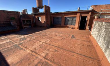 Oficina en  primer piso