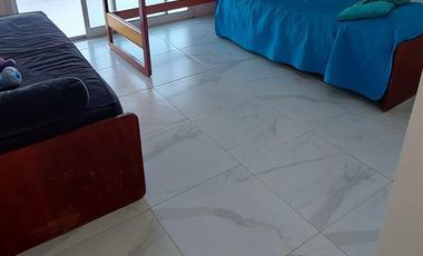 APTA CREDITO. 4 DORMITORIOS y SERVICIO.