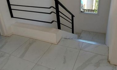 APTA CREDITO. 4 DORMITORIOS y SERVICIO.