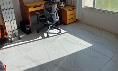 APTA CREDITO. 4 DORMITORIOS y SERVICIO.