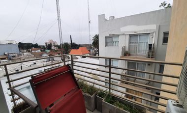 VENTA DEPARTAMENTO 2 AMBIENTES C\ COCHERA CUBIERTA