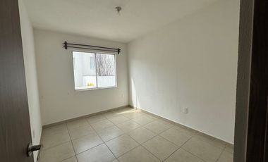 Casa en renta en paseo arboledas