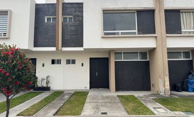 Casa en renta en paseo arboledas