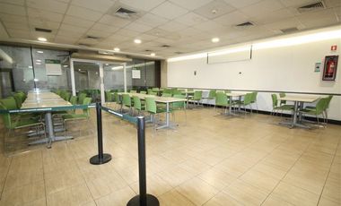 Oficina en Arriendo en Santa María de Manquehue // Universidad Federico Santa María // Carolina Rabat