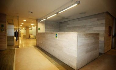 Oficina en Arriendo en Santa María de Manquehue // Universidad Federico Santa María // Carolina Rabat