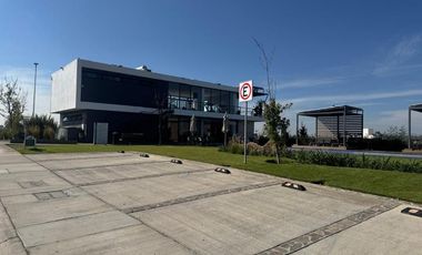 Terreno residencial en venta de 200 m² en Valle Imperial, Coto El Griego, Zapopan. Ideal para construir casa en fraccionamiento privado.