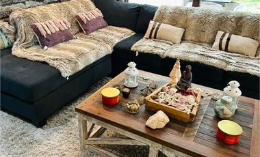 Venta moderna casa en Chicureo