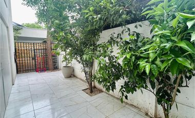 Venta moderna casa en Chicureo