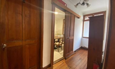 Oficina, metro Manuel Montt, barrio histórico