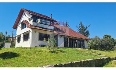Casa en Parcela con piscina Melipilla