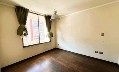 ¡Moderno Depto 2D+2B en Recoleta!