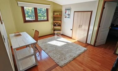 CASA 4 DORMITORIOS EN SECTOR GRANEROS.