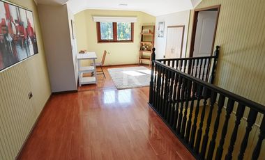 CASA 4 DORMITORIOS EN SECTOR GRANEROS.
