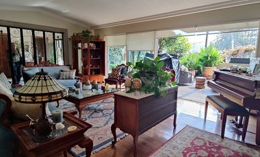 INCREÍBLE CASA A LA VENTA EN EXCLUSIVA EN CALLE CERRADA EN LOMAS HIPÓDROMO (V)