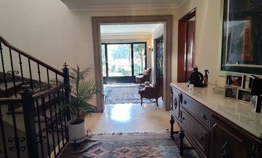 INCREÍBLE CASA A LA VENTA EN EXCLUSIVA EN CALLE CERRADA EN LOMAS HIPÓDROMO (V)