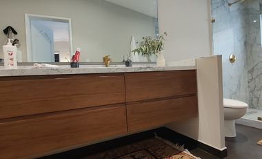 INCREÍBLE CASA A LA VENTA EN EXCLUSIVA EN CALLE CERRADA EN LOMAS HIPÓDROMO (V)
