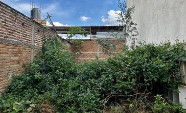 120 M2 (6 x 20), plano, forma rectangular, muy cerca del mercado 